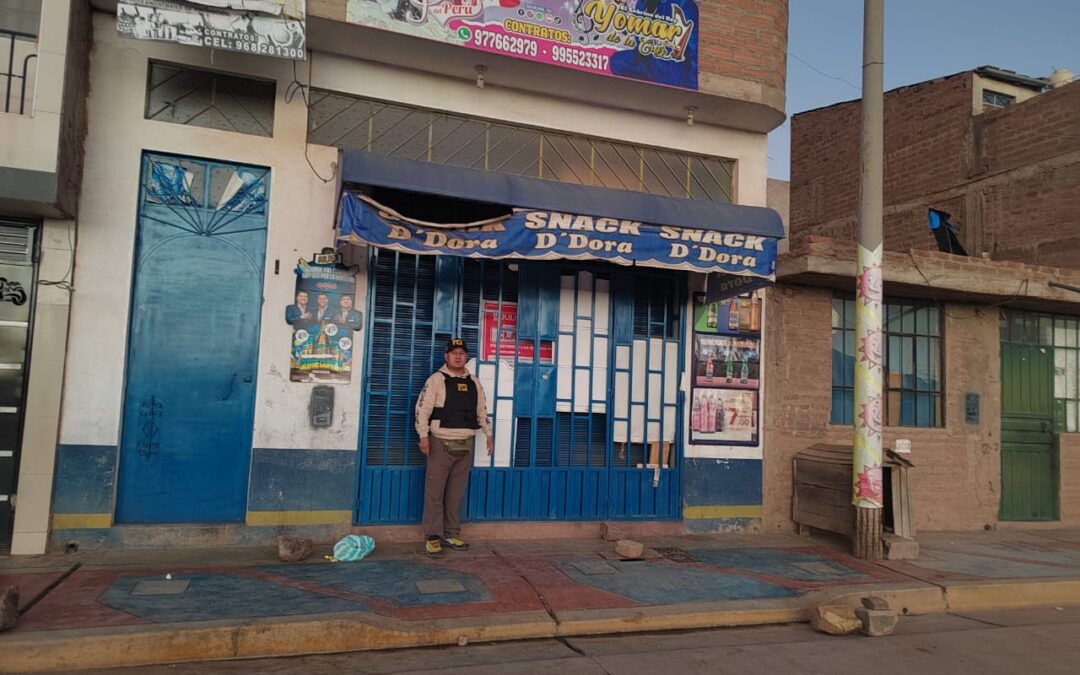 JULIACA: CLAUSURAN CANTINAS DE LOS EXTERIORES DEL CEMENTERIO «LA CAPILLA»