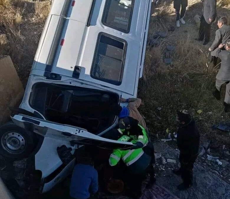 DICTAN PRISIÓN PREVENTIVA CONTRA CONDUCTOR DE MINIVAN QUE CAUSÓ ACCIDENTE VEHICULAR MORTAL EN LA CARRETERA PUNO – MAÑAZO