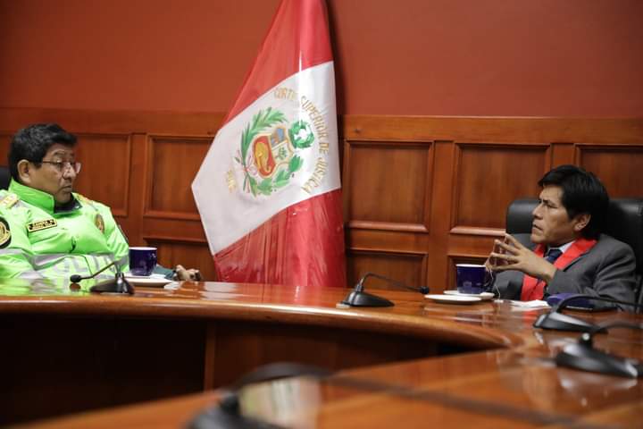 PUNO| PRESIDENTE CSJ Y NUEVO JEFE POLICIAL DE PUNO SE REUNEN PARA COORDINAR ACCIONES DE LUCHA CONTRA LA INSEGURIDAD CIUDADANA