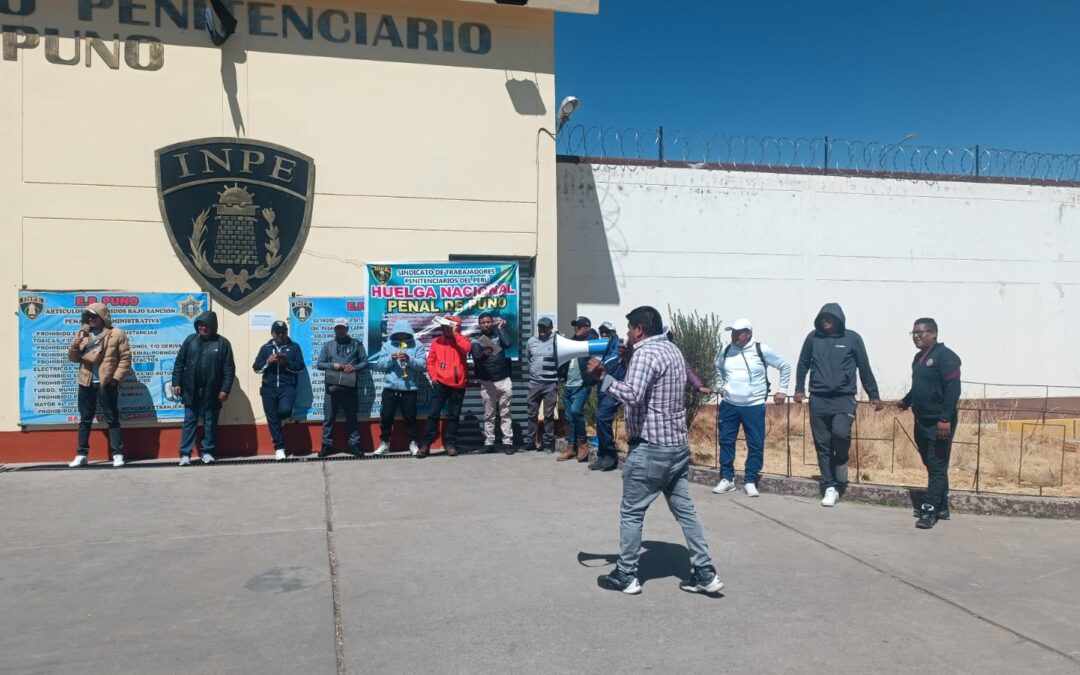 TRABAJADORES DEL INPE INICIARON CON HUELGA INDEFINIDA
