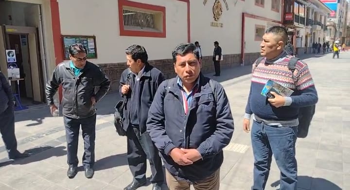 FENUTSA ADVIERTE PARALIZACIÓN CONTRA GOBERNADOR REGIONAL DE PUNO
