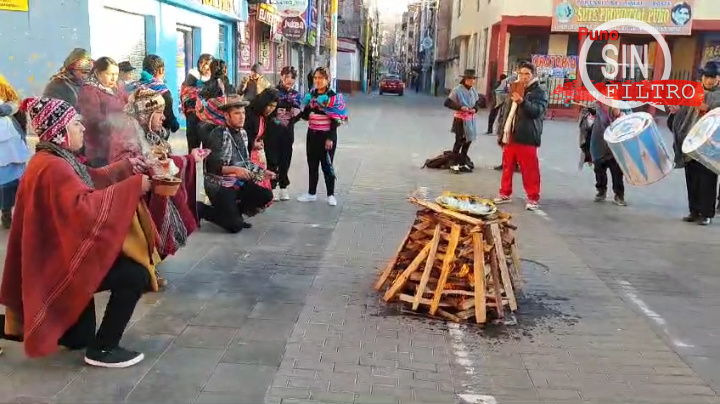 PUNO| RINDEN HOMENAJE A LA PACHAMAMA EN EL INICIO DE LA ÉPOCA FÉRTIL