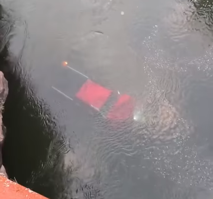 UN FALLECIDO Y TRES SOBREVIVIENTES ES EL SALDO DE LA CAIDA DE UNA CAMIONETA AL RIO PACHACHACA