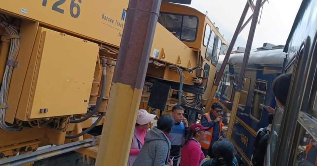 TREN SE DESCARRILÓ EN EL TRAMO OLLANTAYTAMBO – MACHUPICCHU. NO REPORTARON HERIDOS