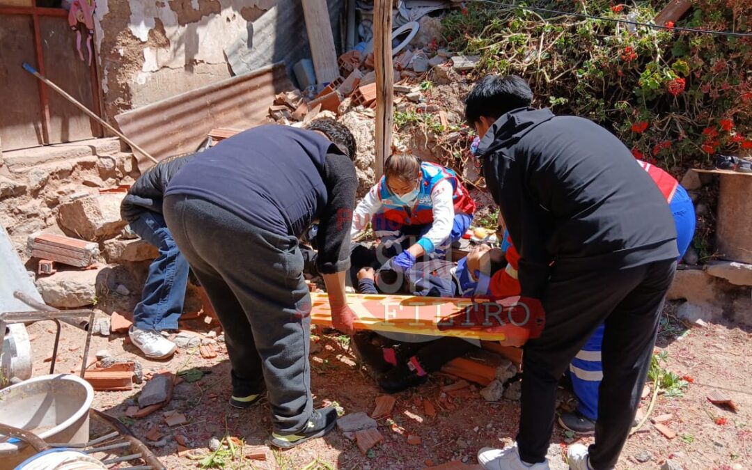PUNO| NO SOPORTÓ!!! HOMBRE QUE CAYÓ DESDE EL 3ER PISO MIENTRAS LIBABA CON SUS AMIGOS, FALLECIÓ ANOCHE EN EL HOSPITAL DE ESSALUD